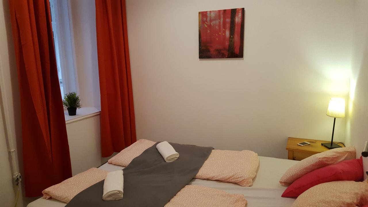 Michael Apartment With 2 Rooms Near Gozsdu Udvar Budapest Bagian luar foto