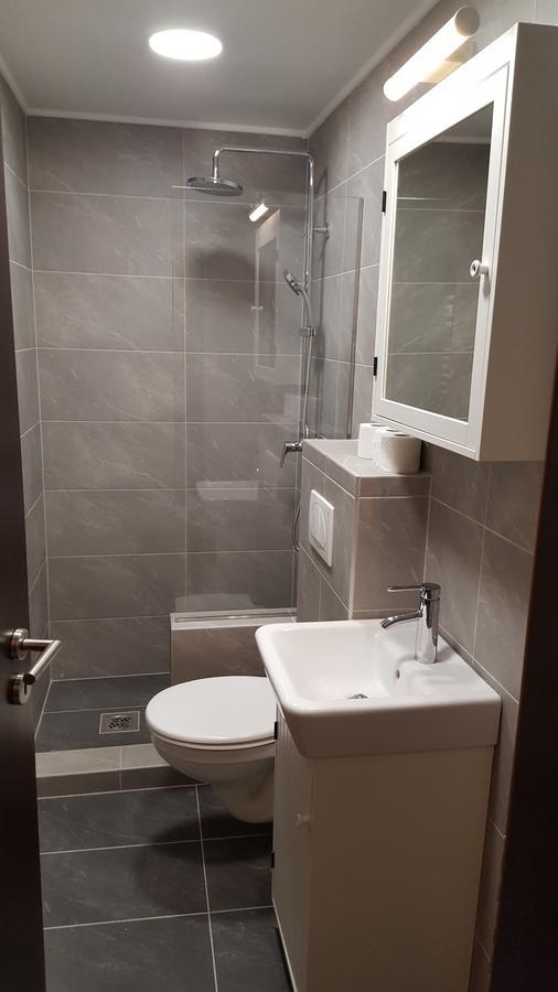 Michael Apartment With 2 Rooms Near Gozsdu Udvar Budapest Bagian luar foto